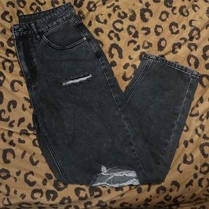 NWOT SHEIN Distressed Mom Jeans